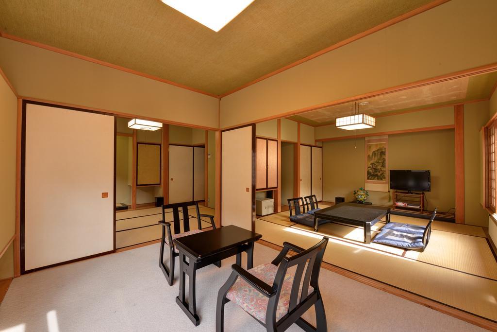 Hamaya Ryokan Nakanojo Exterior photo